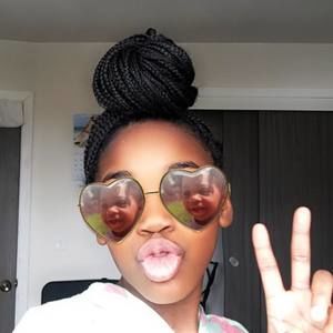 Meet your Posher, Mikya